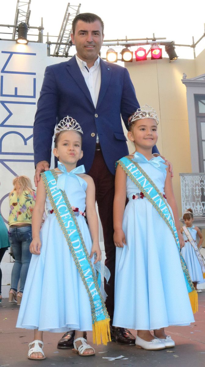 270718 Coronación reina y princesa del mar infantiles Fiestas del Carmen 2018